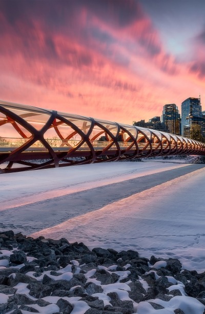 Image of the peace bridge during sunset.